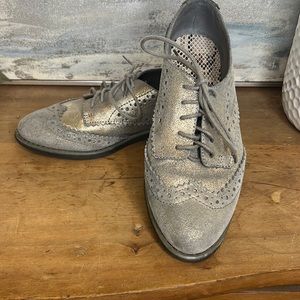 Gianni Bini 7.5m Silver oxfords